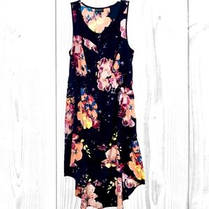 Forever 21 🦋 Hi-Low Dress